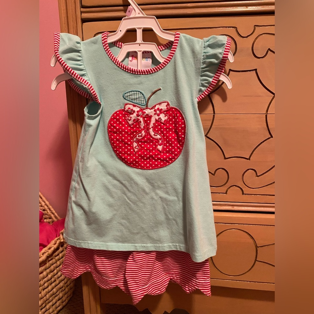 Back to school apple appliqué set